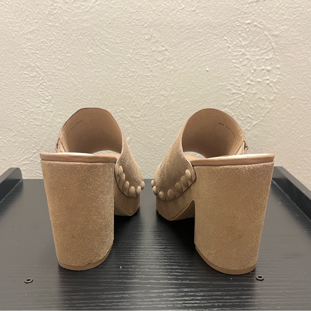 DOLCE VITA Emol Heel - Light Tan/Mushroom Suede - Picture 5 of 7